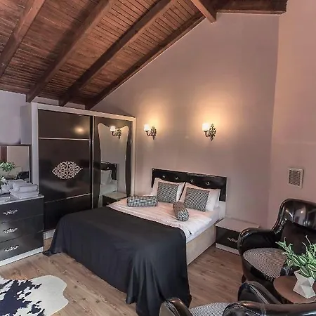 Myhomesapanca Villa *