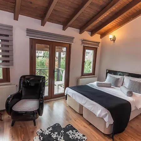 Villa Myhomesapanca *